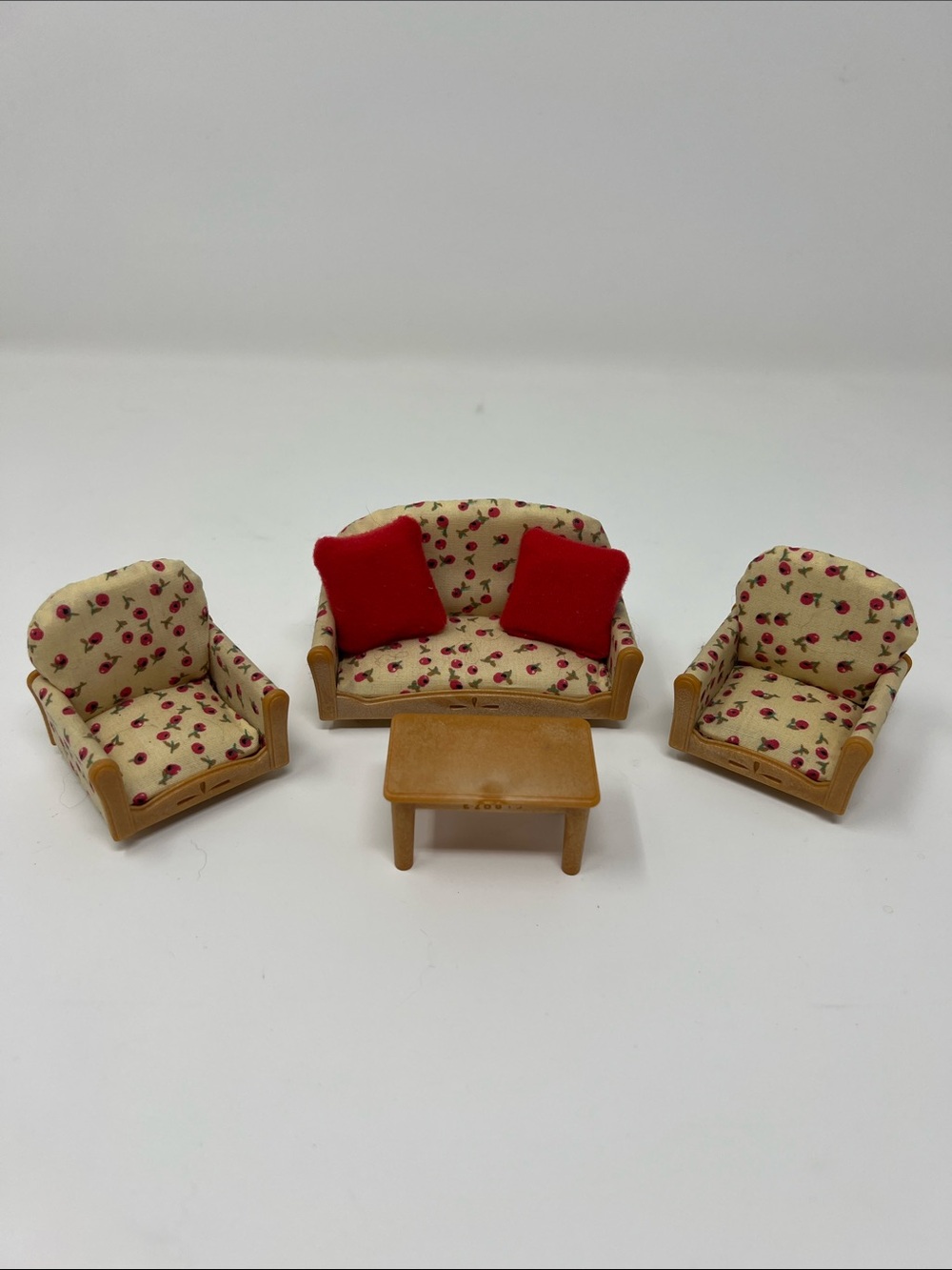 Calico Critters Living Room Suite Set with sofa, 2 armchairs and coffee table